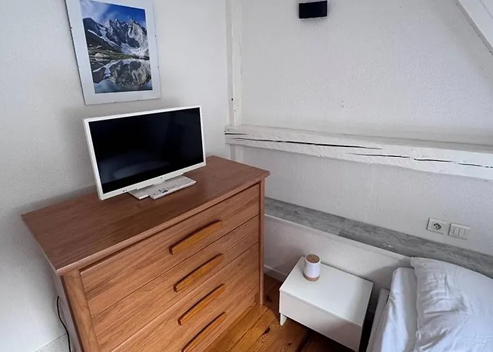 Avec Mezzanine Au Centre De Cauterets, Wi-fi Inclus - Fr-1-812-146 Διαμέρισμα *